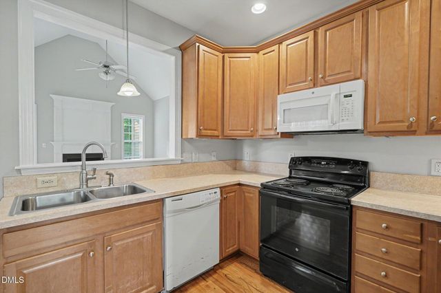 433 Spruce Meadows Lane, Willow Springs, NC 27592