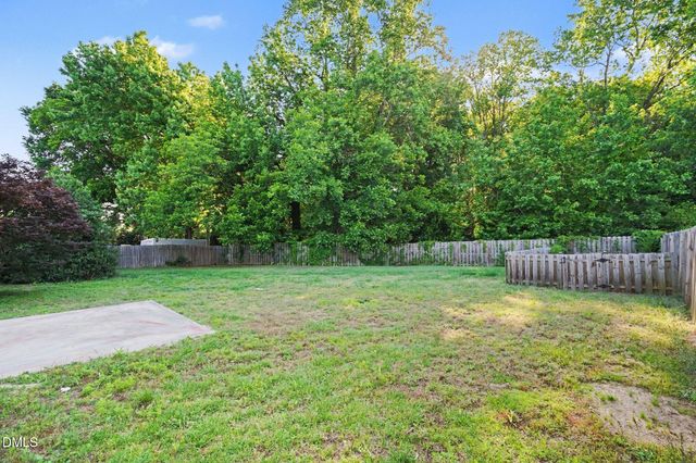 433 Spruce Meadows Lane, Willow Springs, NC 27592