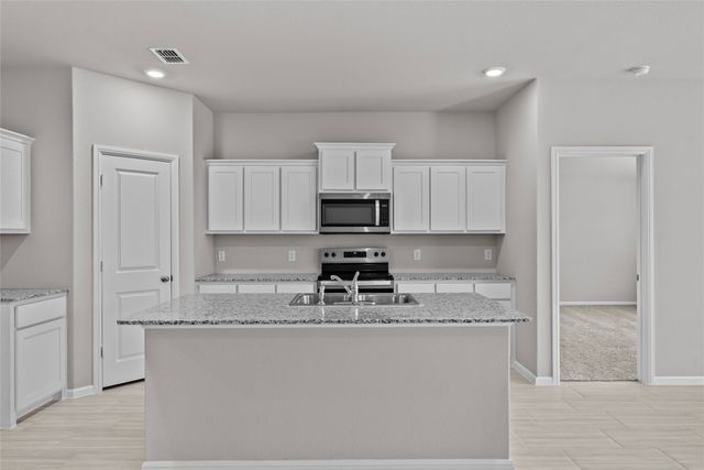 529 Marsh Street, Cleburne, TX 76033