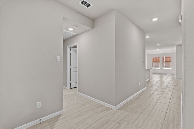 529 Marsh Street, Cleburne, TX 76033