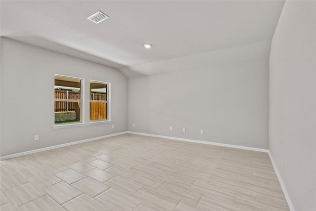 529 Marsh Street, Cleburne, TX 76033