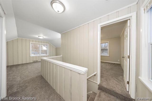 19712 Lahser Road, Detroit, MI 48219