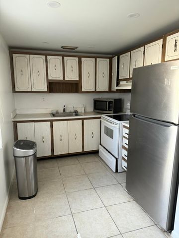 468 Capri J, Delray Beach, FL 33484