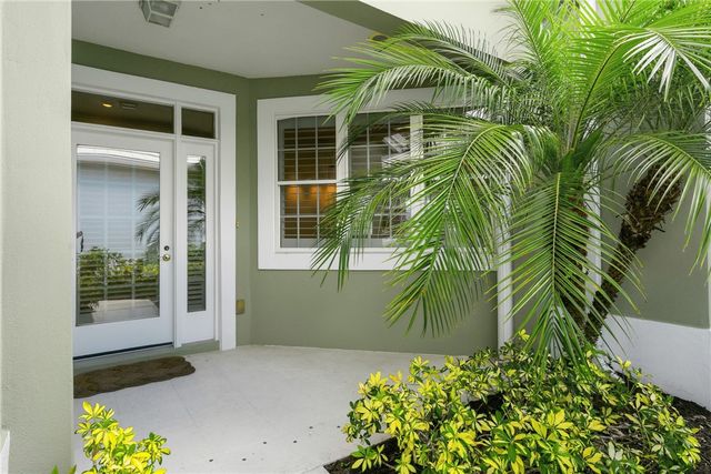 1365 St Catherines Circle, Vero Beach, FL 32967