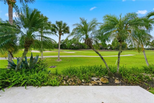 1365 St Catherines Circle, Vero Beach, FL 32967