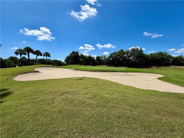 1365 St Catherines Circle, Vero Beach, FL 32967