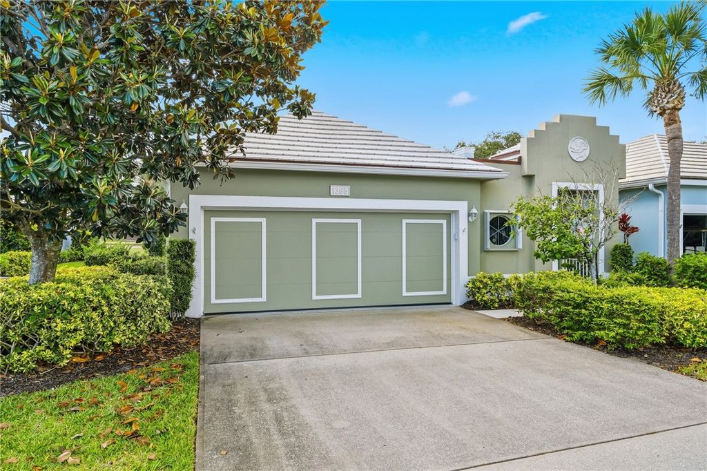 1365 St Catherines Circle, Vero Beach, FL 32967