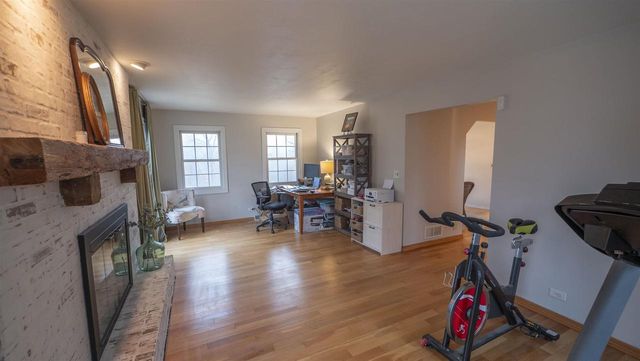 8716 FOUNTAIN GROVE ROAD, Amherst, WI 54406