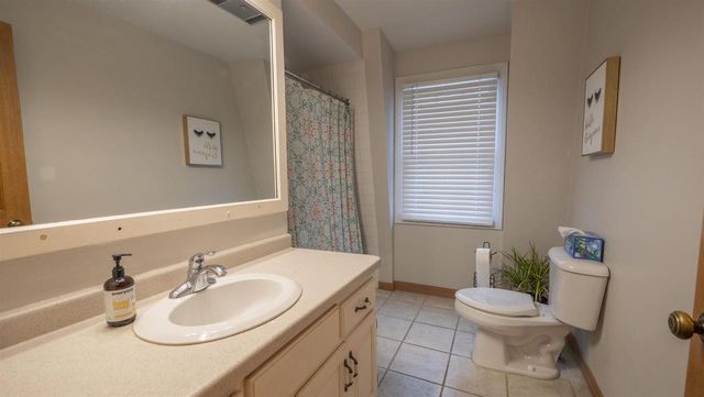 8716 FOUNTAIN GROVE ROAD, Amherst, WI 54406