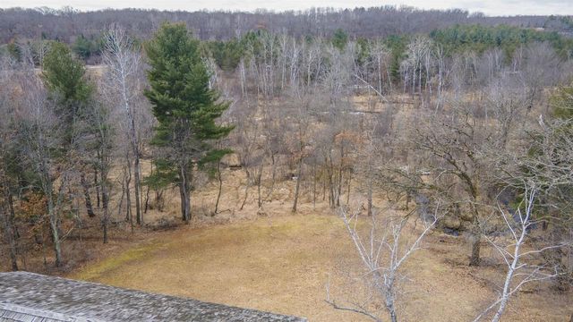 8716 FOUNTAIN GROVE ROAD, Amherst, WI 54406