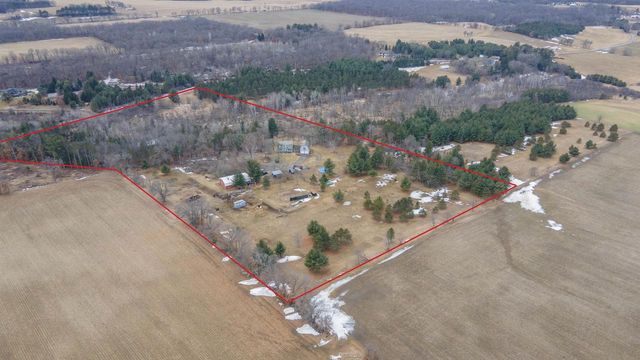 8716 FOUNTAIN GROVE ROAD, Amherst, WI 54406