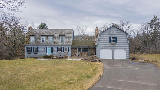 8716 FOUNTAIN GROVE ROAD, Amherst, WI 54406