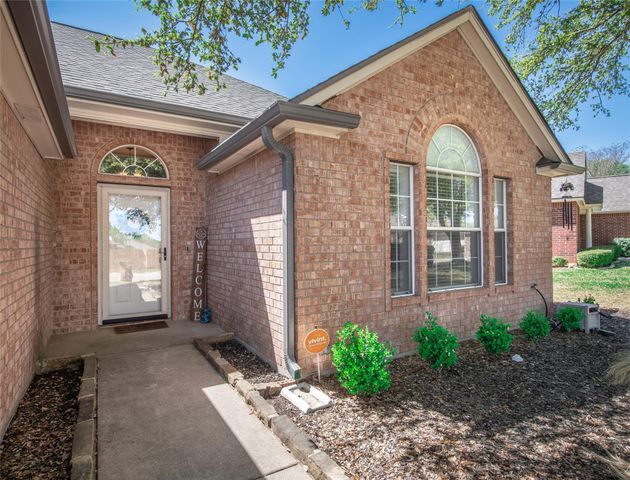 2407 Kingsbury DR, Temple, TX 76502
