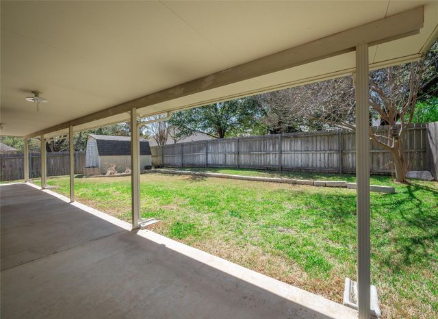 2407 Kingsbury DR, Temple, TX 76502