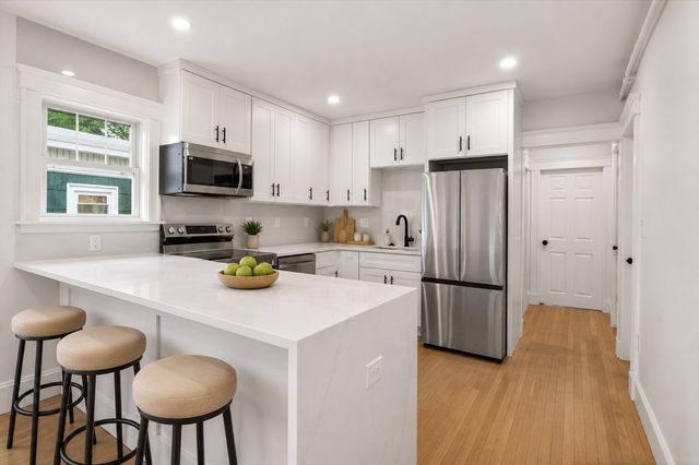 60 Derby Street 6, Somerville, MA 02145