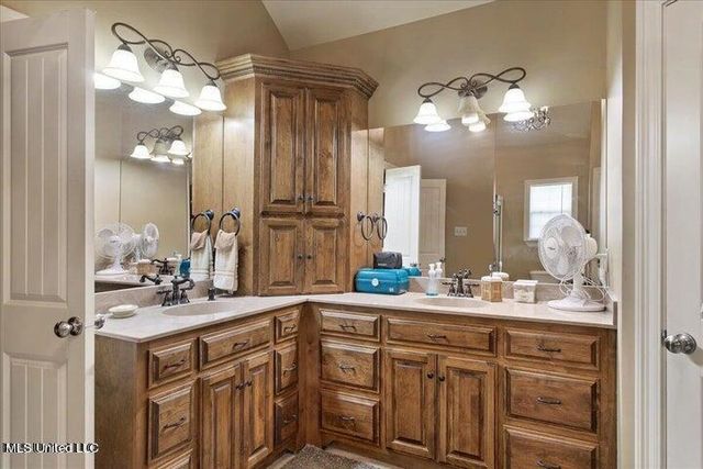 19101 Rucks Krans Road, Moss Point, MS 39562