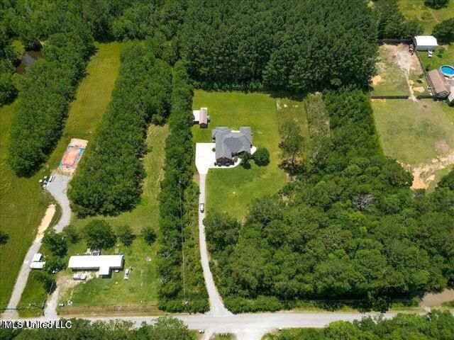 19101 Rucks Krans Road, Moss Point, MS 39562