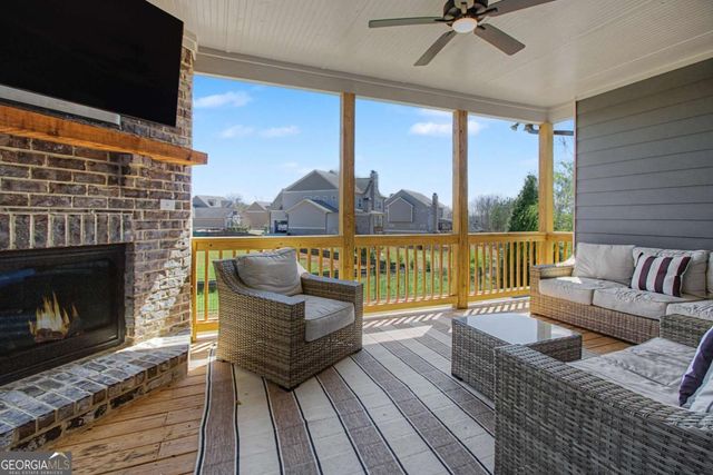 3908 Meadowland Drive, Jefferson, GA 30549