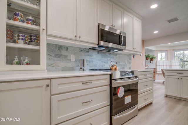 9209 REX Court, El Paso, TX 79925