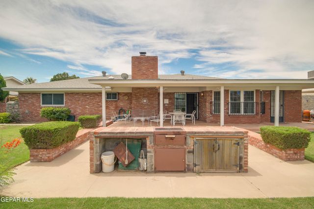 9209 REX Court, El Paso, TX 79925