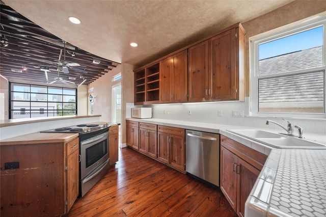 1514 Stanford Street, Houston, TX 77019