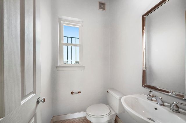 1514 Stanford Street, Houston, TX 77019