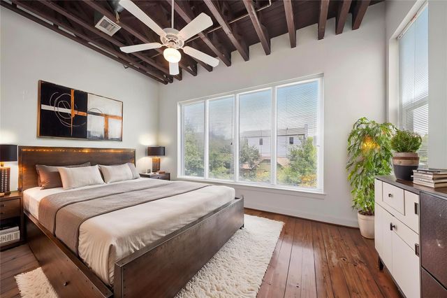 1514 Stanford Street, Houston, TX 77019