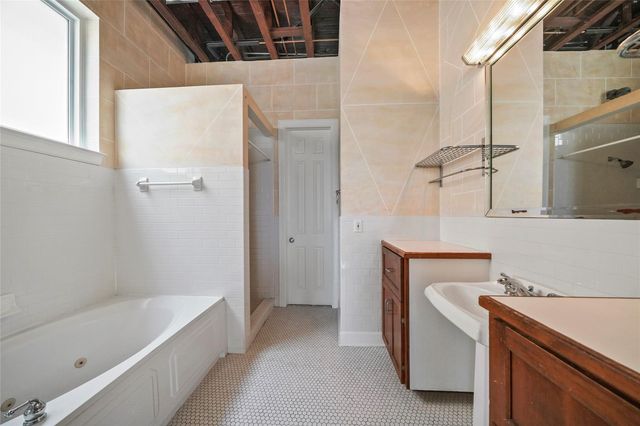 1514 Stanford Street, Houston, TX 77019