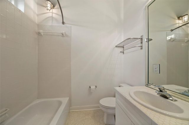 1514 Stanford Street, Houston, TX 77019