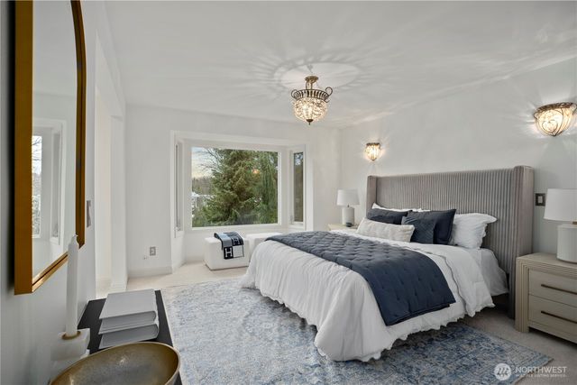 126 6th Court, Kirkland, WA 98033