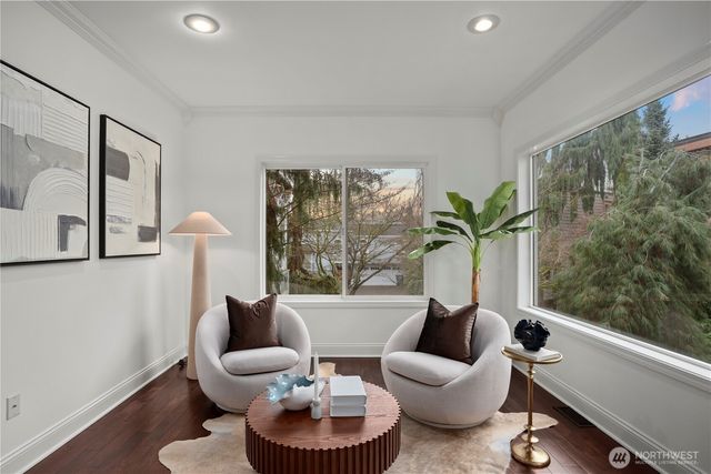 126 6th Court, Kirkland, WA 98033