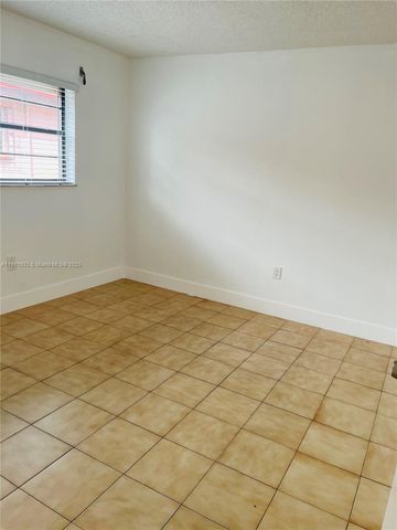 61 W 23rd St 104, Hialeah, FL 33010