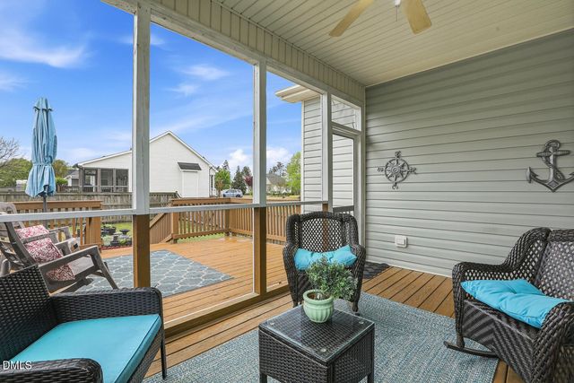 199 Dexterfield Drive, Fuquay Varina, NC 27526