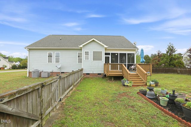 199 Dexterfield Drive, Fuquay Varina, NC 27526