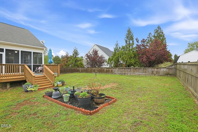 199 Dexterfield Drive, Fuquay Varina, NC 27526