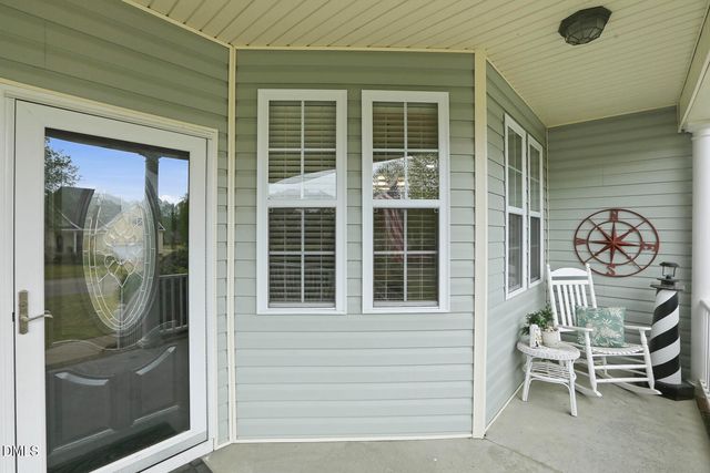 199 Dexterfield Drive, Fuquay Varina, NC 27526