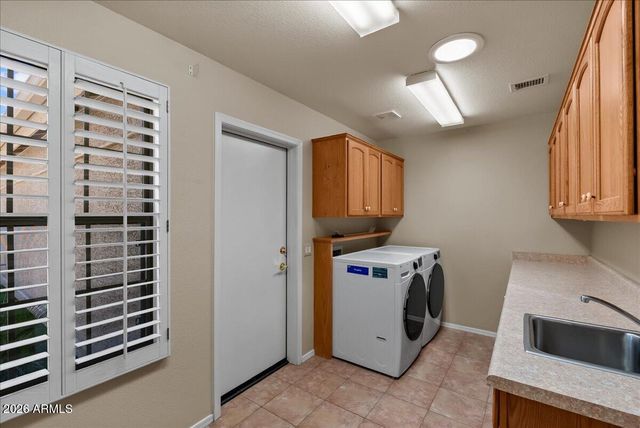 16189 W WHITTON Avenue, Goodyear, AZ 85395