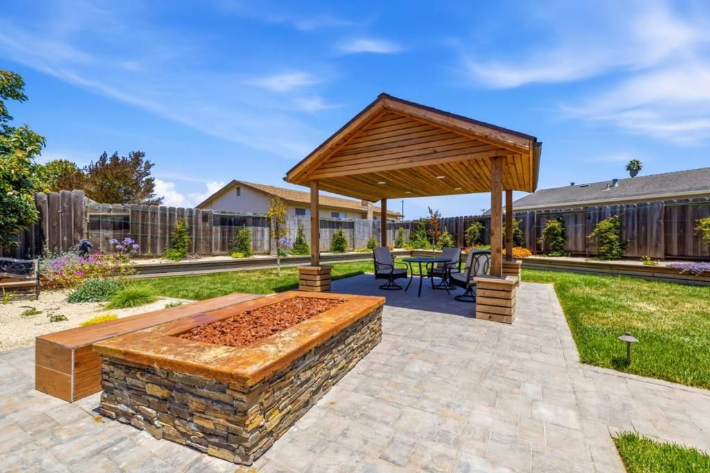Image 19 of property listing at 12918 Kennedy Circle, Salinas, CA 93906