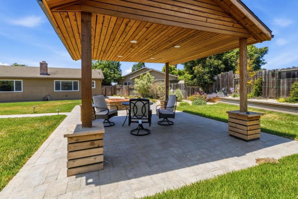 Image 20 of property listing at 12918 Kennedy Circle, Salinas, CA 93906