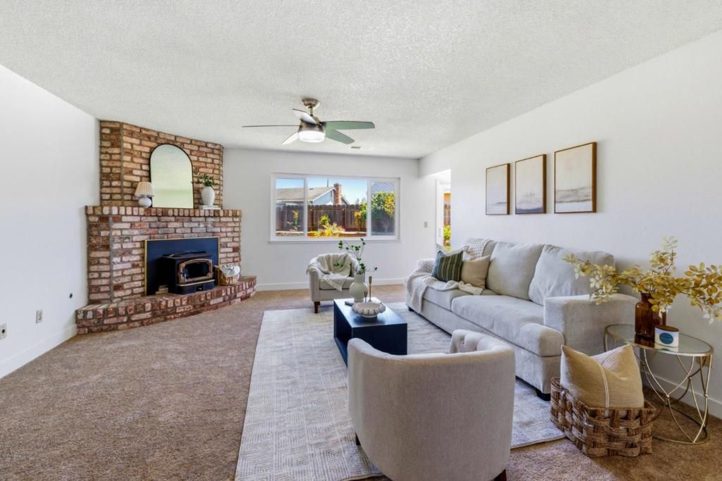 Image 4 of property listing at 12918 Kennedy Circle, Salinas, CA 93906