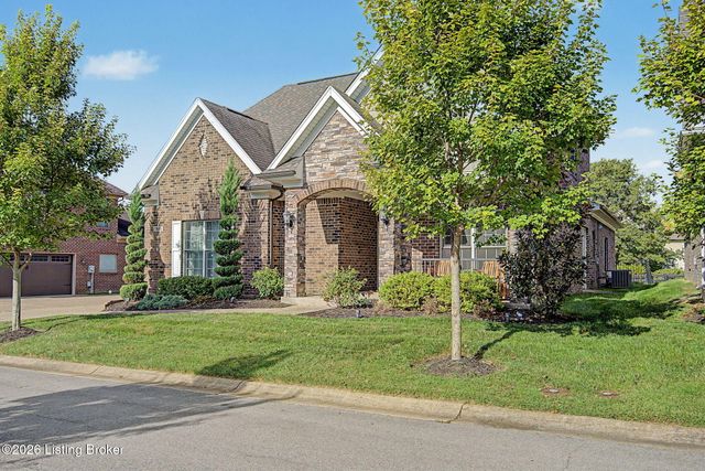 1925 Rivers Landing Dr, Prospect, KY 40059
