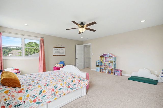 1925 Rivers Landing Dr, Prospect, KY 40059