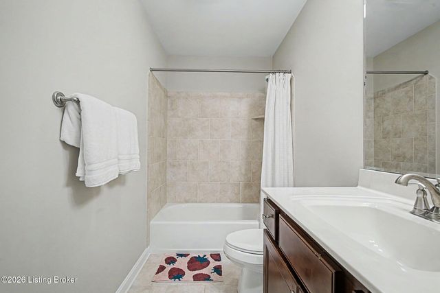 1925 Rivers Landing Dr, Prospect, KY 40059