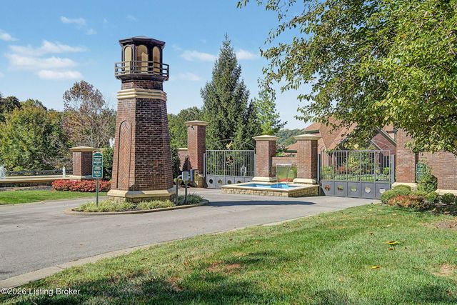 1925 Rivers Landing Dr, Prospect, KY 40059