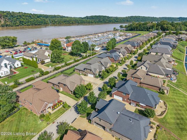 1925 Rivers Landing Dr, Prospect, KY 40059