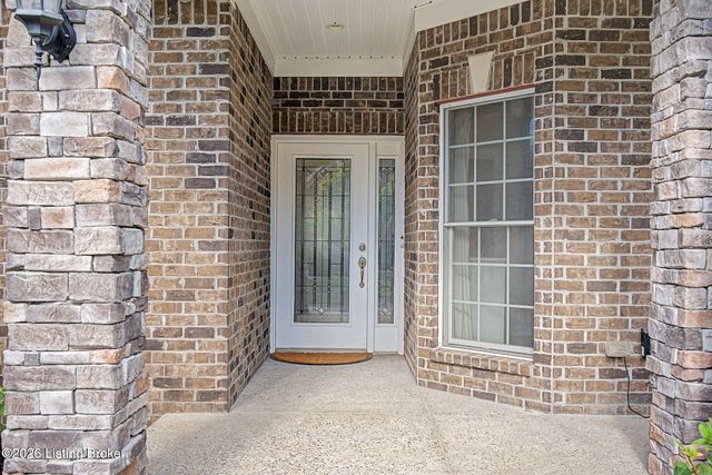 1925 Rivers Landing Dr, Prospect, KY 40059