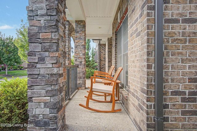 1925 Rivers Landing Dr, Prospect, KY 40059