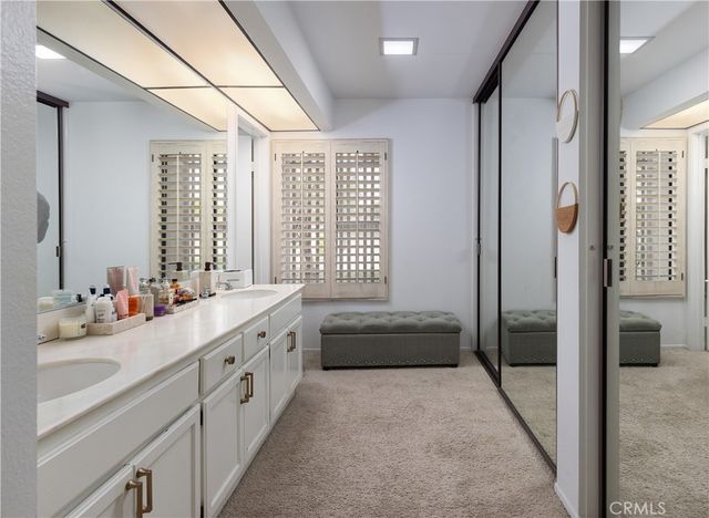 9 Flores, Irvine, CA 92612