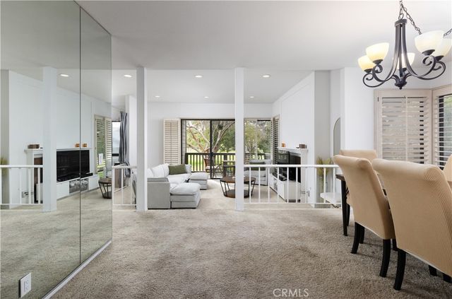 9 Flores, Irvine, CA 92612