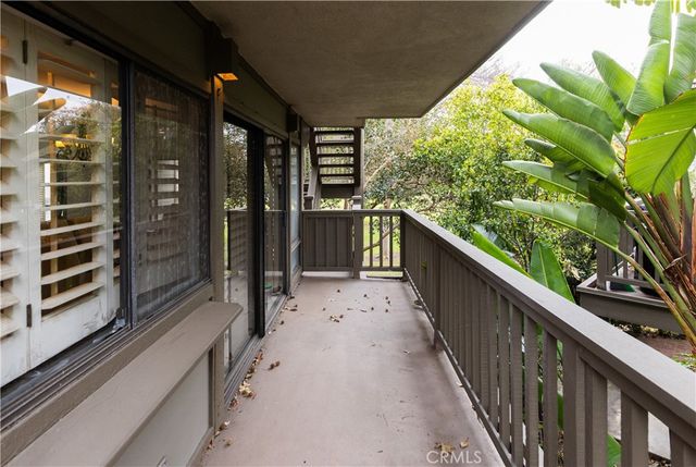 9 Flores, Irvine, CA 92612